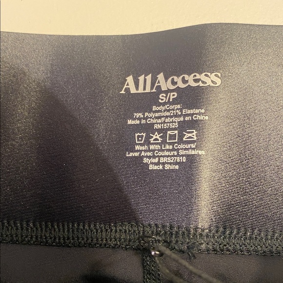 Bandier Center Stage Black Shine Leggings Sz S.  NWT.  Box21 - Picture 4 of 5